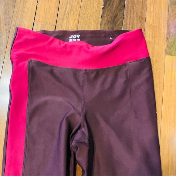 ⭐️ JOYLAB Maroon & Pink Stripe Leggings - Picture 3 of 7